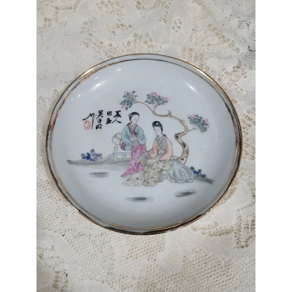 Republic Period Famille Rose Porcelian Dish Yu Yuan Chang